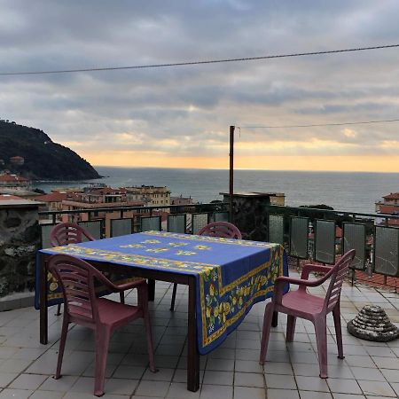 Appartamento Al Castelletto Levanto Exterior foto